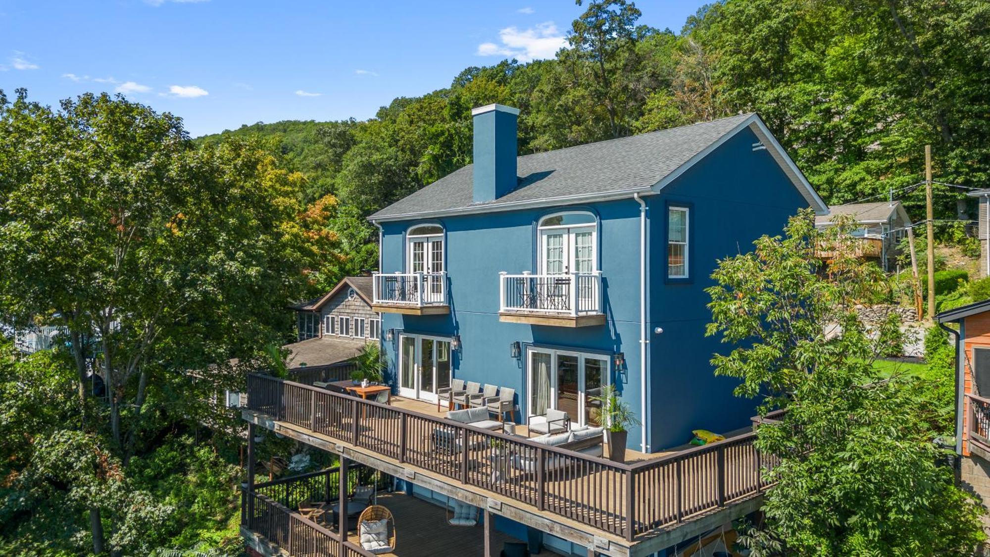 Lakeview House - Hot Tub - Firepit - Stunning Views - Spacious Deck - Cozy Living Room - Bar Greenwood Lake Exteriör bild